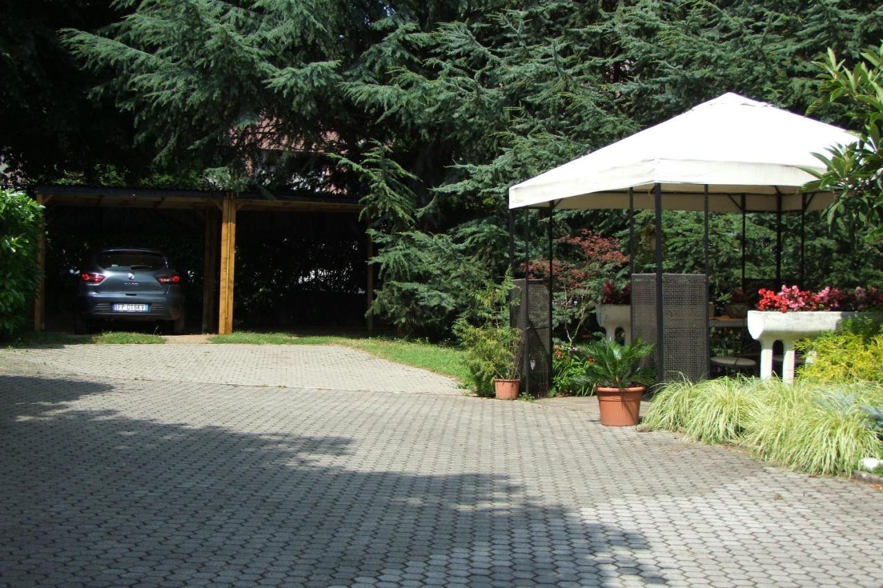 Monolocali In Casa Con Giardino Bellagio Daire Dış mekan fotoğraf